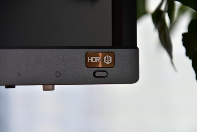 BenQ EW3270U显示器，远超影院级别的观影体验