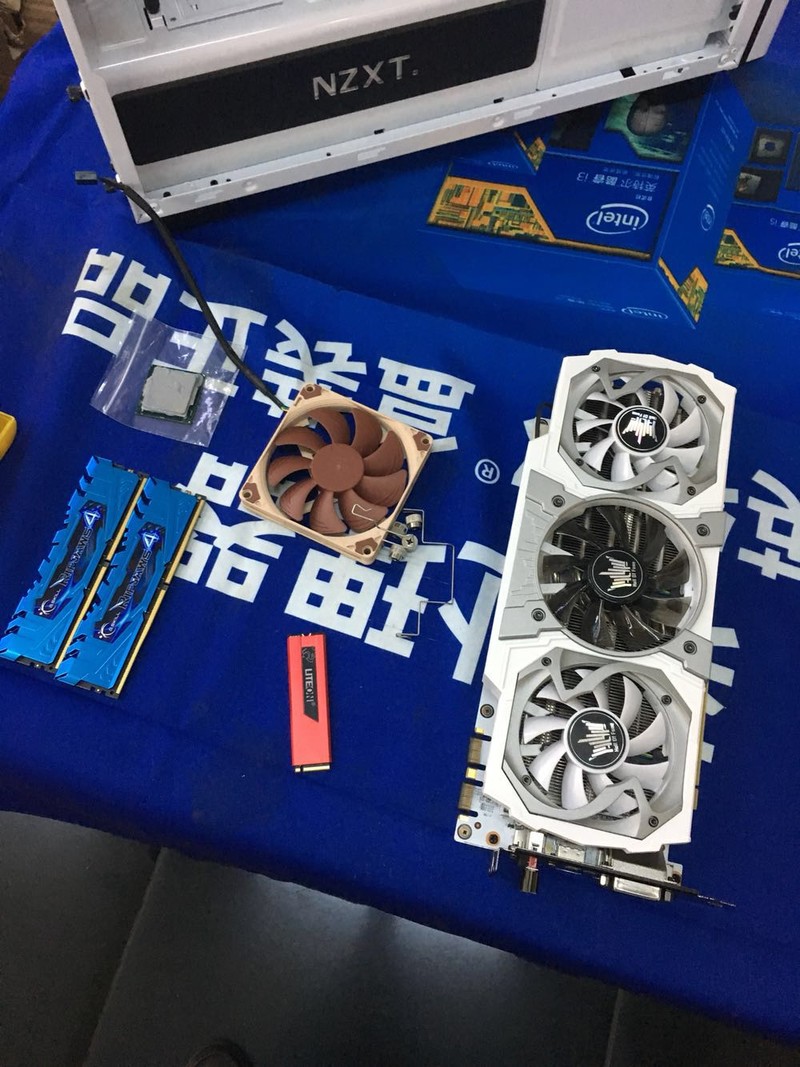 这主板配个啥CPU?