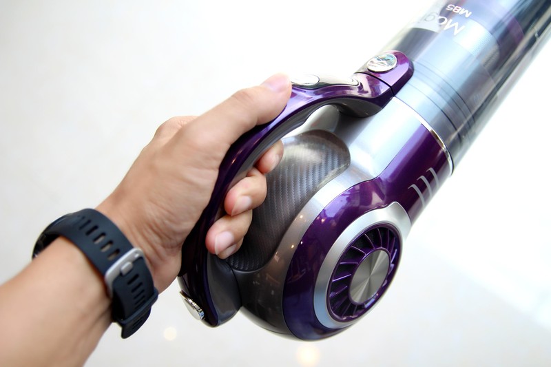 嫌打扫麻烦？这款吸尘器帮你解决麻烦