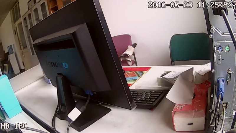 品味科技潮流，手机探索“鹏生活智能世界”