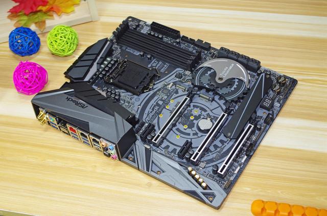 万兆家庭数据中心最重要一环补上了！帝王蟹联通NAS的时代来了！