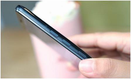 超前的虚拟按键和熄屏时钟