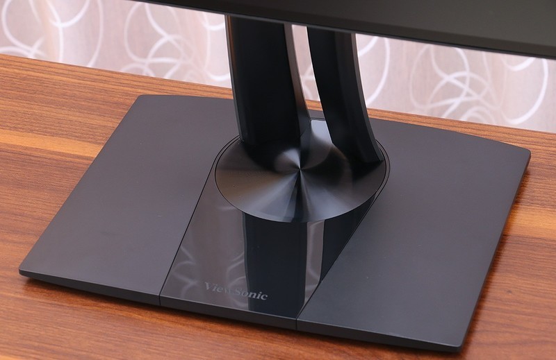 大屏也有好色彩，优派 VP3268-4K 专业显示器评测