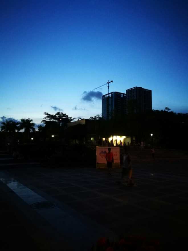 大家来夸奖我吧