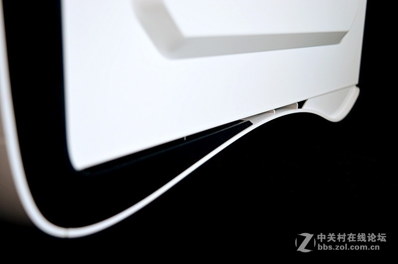 ＃一台有信仰的电竞水冷箱＃白色跑车造型 动感十足