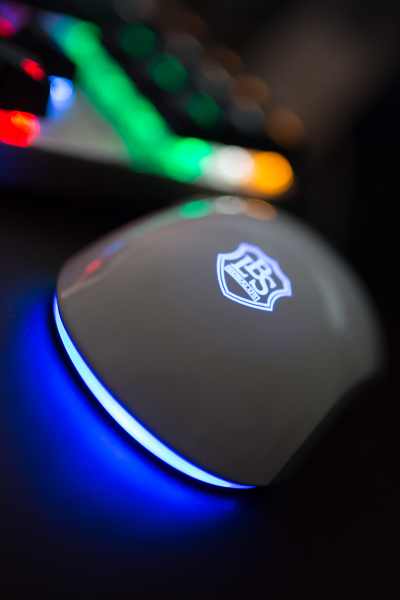 这是一款很稳的游戏鼠标！大水牛灵翼MN501体验