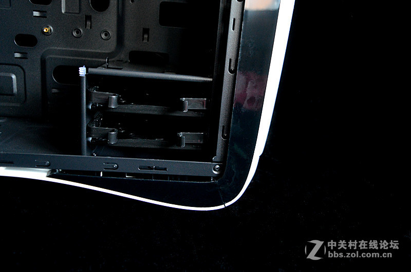 ＃一台有信仰的电竞水冷箱＃白色跑车造型 动感十足