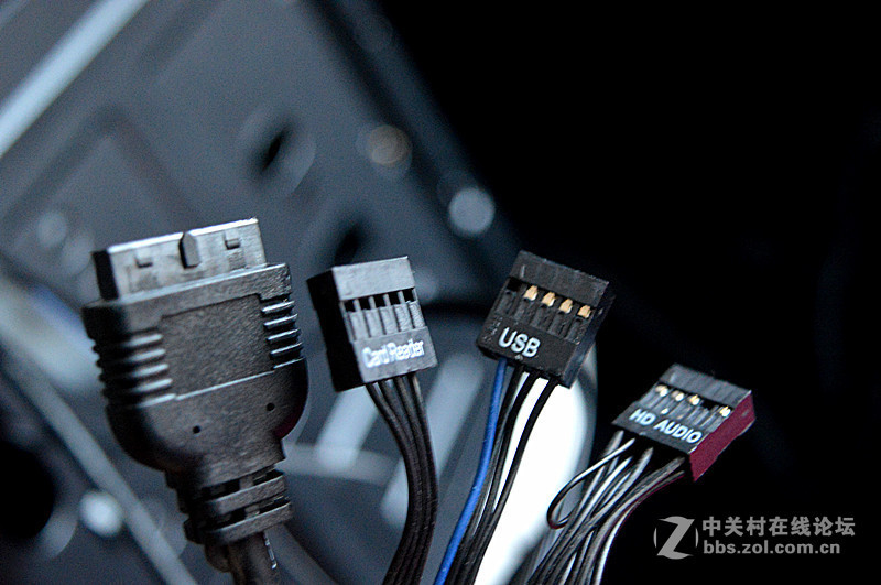 ＃一台有信仰的电竞水冷箱＃白色跑车造型 动感十足