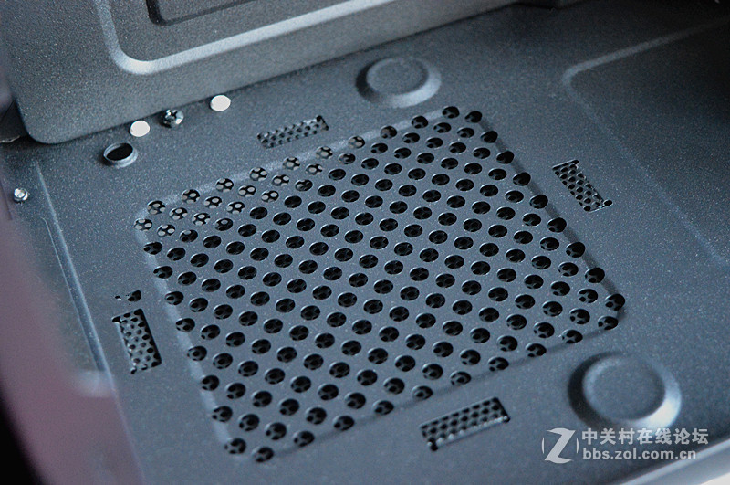 ＃一台有信仰的电竞水冷箱＃白色跑车造型 动感十足