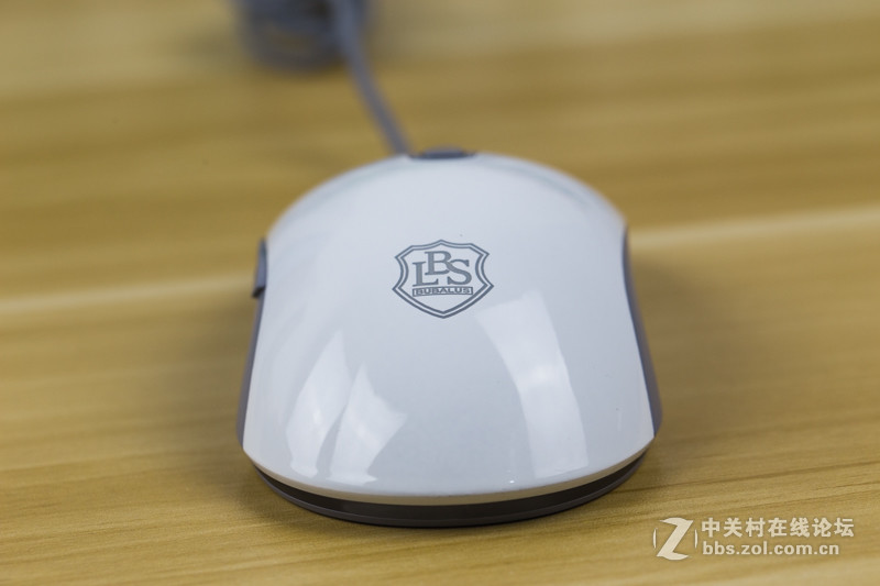 这是一款很稳的游戏鼠标！大水牛灵翼MN501体验