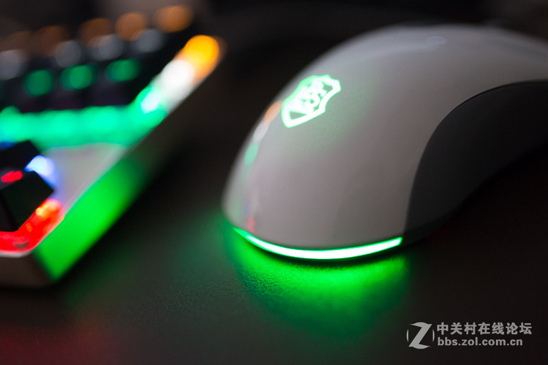 这是一款很稳的游戏鼠标！大水牛灵翼MN501体验