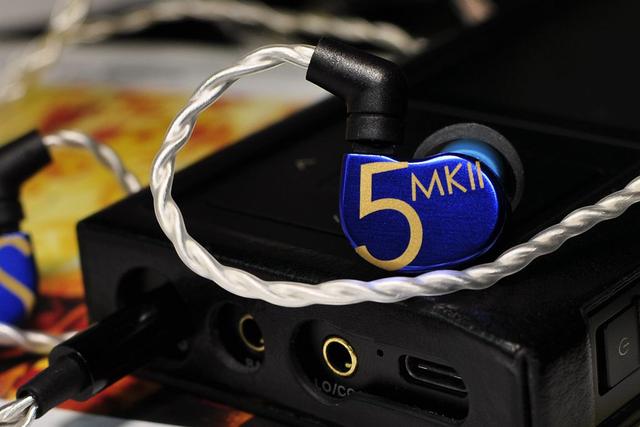 野兽总是独行，只有牛羊才成群结队——自然声NS5 MKII耳机评测
