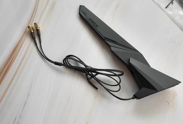 从技嘉B550 AORUS MASTER主板安装说起，ATX主板实力强劲