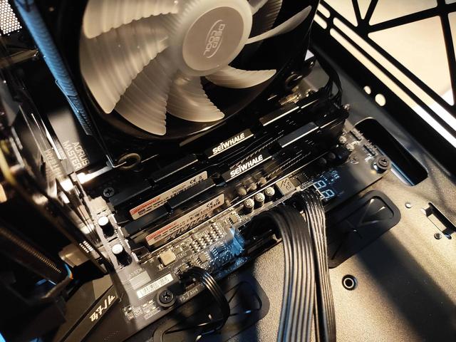 从技嘉B550 AORUS MASTER主板安装说起，ATX主板实力强劲