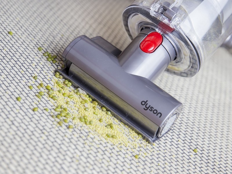 钱不是问题，4990元戴森Cyclone V10 TM无绳吸尘器用了才认为值！