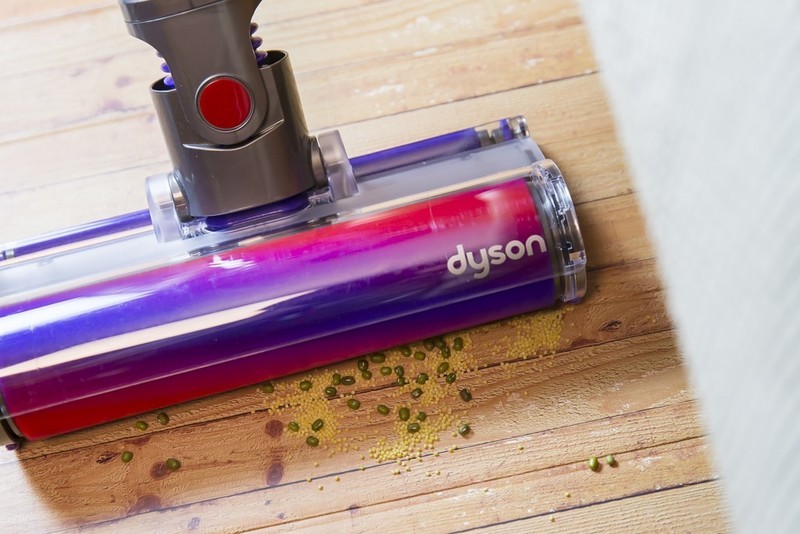 钱不是问题，4990元戴森Cyclone V10 TM无绳吸尘器用了才认为值！