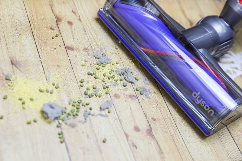 钱不是问题，4990元戴森Cyclone V10 TM无绳吸尘器用了才认为值！