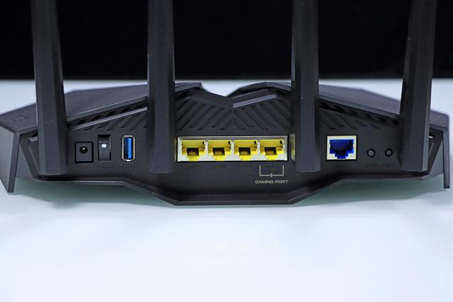 千元4T4R 160MHz 的博通版 WiFi6 电竞路由器：华硕 RT-AX82U体验