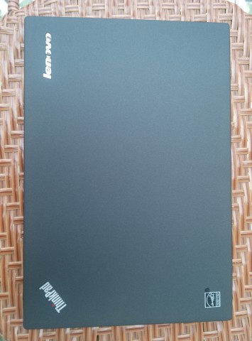出9.999999新的全能轻薄ThinkPad X240