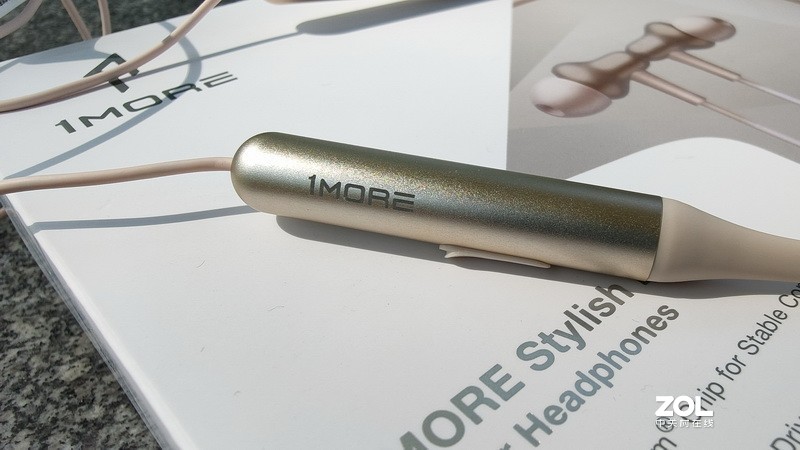 轻奢时尚，潮人选择 - 1MORE蓝牙耳机PRO版