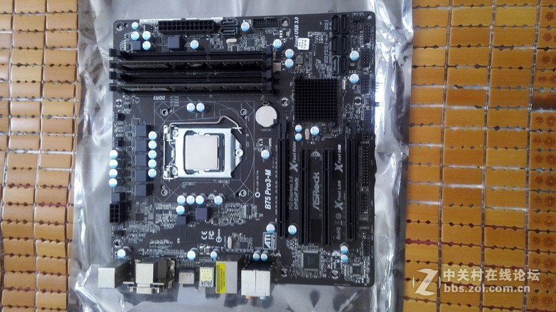 出华擎B75PRO3-M + i3 3220+4G*2 （已出 封贴）