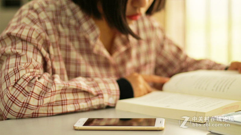 #轻易不说完美#一个大学生的魅族Pro 6深入体验——第九篇：一组图书馆写真照