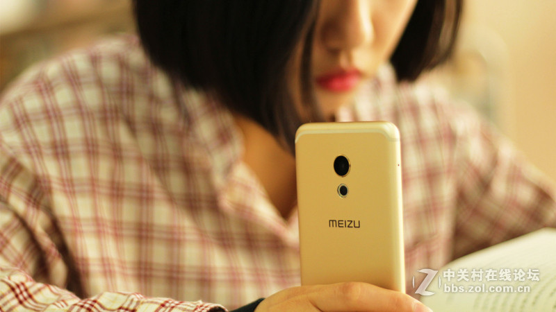 #轻易不说完美#一个大学生的魅族Pro 6深入体验——第九篇：一组图书馆写真照