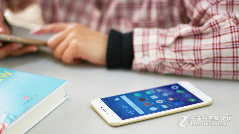 #轻易不说完美#一个大学生的魅族Pro 6深入体验——第九篇：一组图书馆写真照