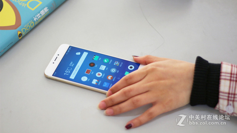 #轻易不说完美#一个大学生的魅族Pro 6深入体验——第九篇：一组图书馆写真照