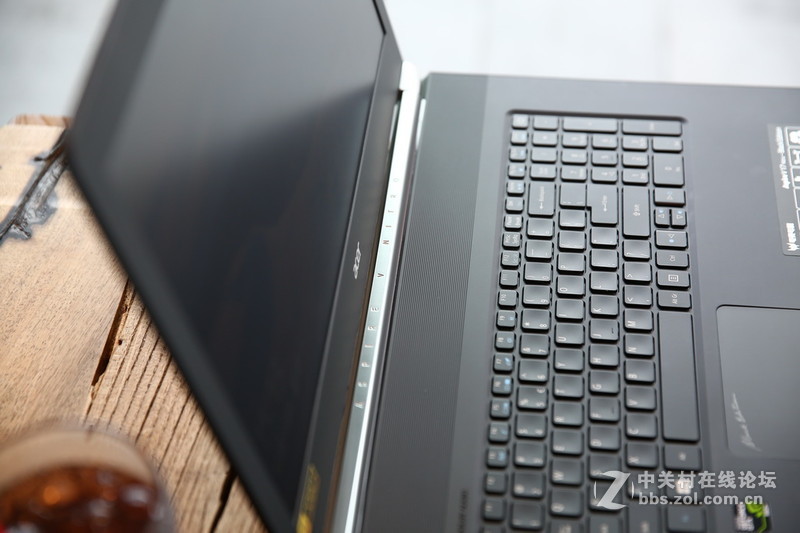 宏碁大七 暗影骑士2 VN7-792G评测