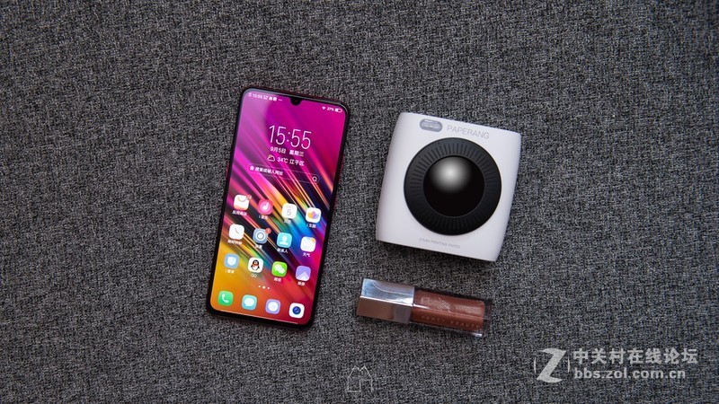 超大广角、流光溢彩？X23真机抢先上手详细体验