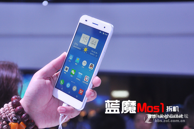 全网首拆 蓝魔Mos1 拆机图赏！