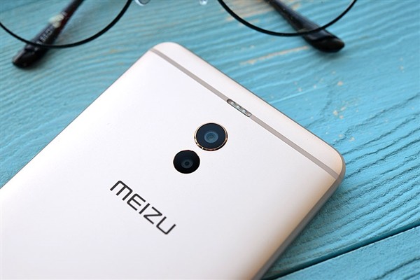 1099元起！魅蓝Note 6图赏：拍照叫板3千元旗舰