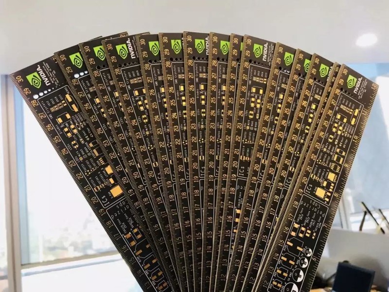 NVIDIA1全新定制尺子，好想买一把