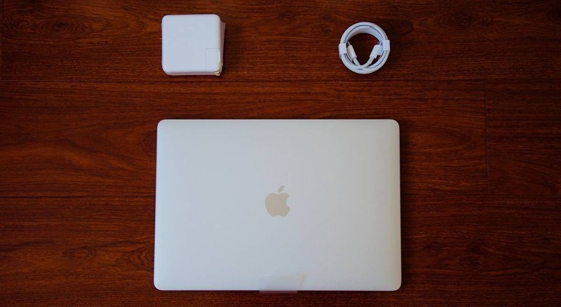 「消费者报告」 2017 MacBook Pro 13’研究报告