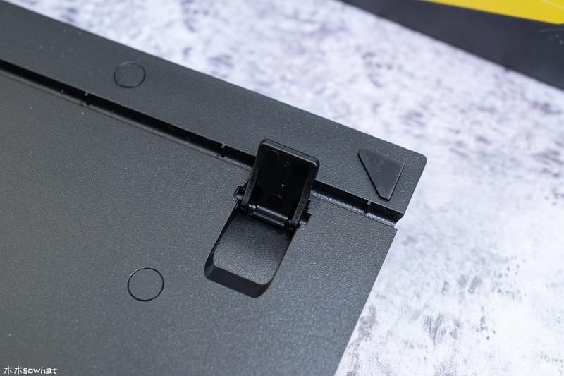 萌力十足——雷蛇皮卡丘限定款外设套装