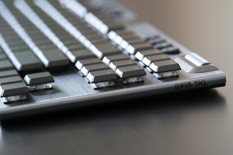 后浪vs前浪：罗技G913 TKL&樱桃MX10.0旗舰超薄无线机械键盘横评浪打浪