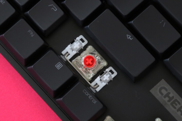 后浪vs前浪：罗技G913 TKL&樱桃MX10.0旗舰超薄无线机械键盘横评浪打浪