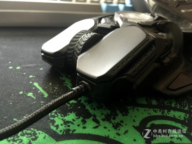 第一桶金买下的鼠标晒晒~！