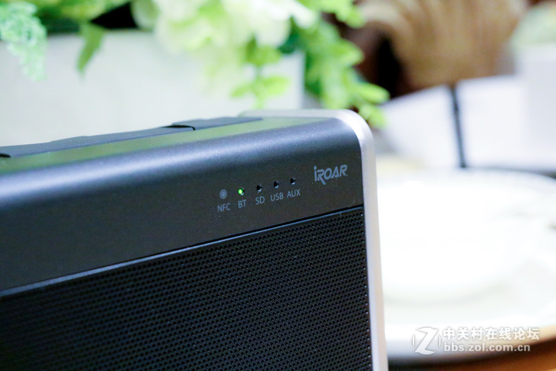 美声本该如此，体验创新iROAR GO声霸锣防水级蓝牙音箱