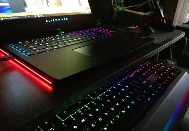 外星人笔记本17R4 型号：ALW17C-D2848 使用评测