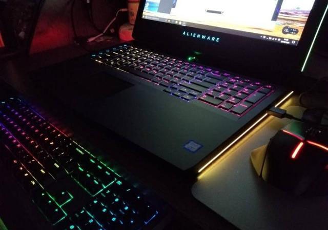 外星人笔记本17R4 型号：ALW17C-D2848 使用评测