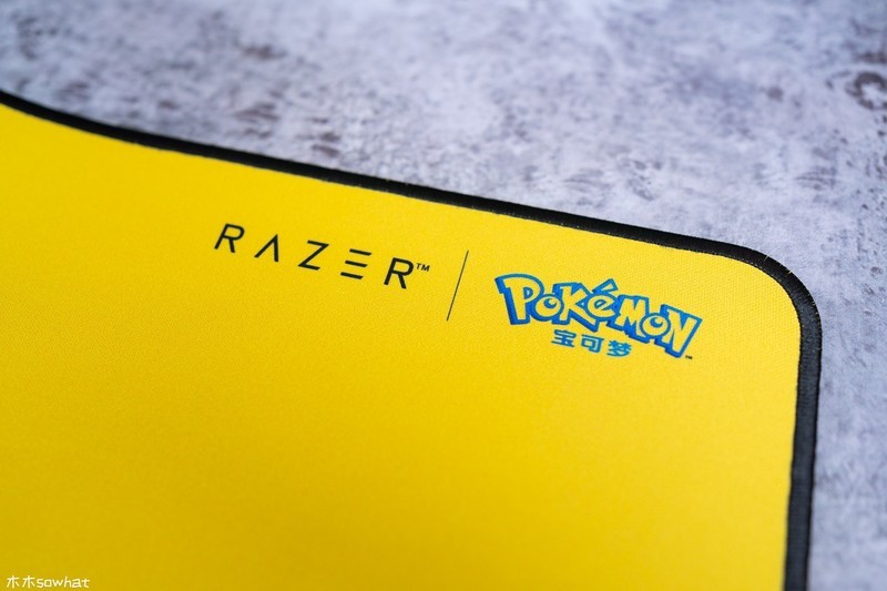 萌力十足——雷蛇皮卡丘限定款外设套装