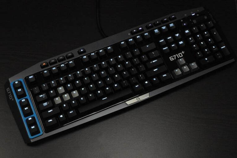 后浪vs前浪：罗技G913 TKL&樱桃MX10.0旗舰超薄无线机械键盘横评浪打浪