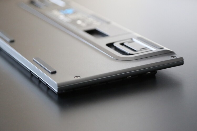 后浪vs前浪：罗技G913 TKL&樱桃MX10.0旗舰超薄无线机械键盘横评浪打浪