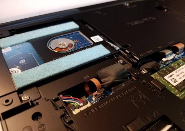 外星人笔记本17R4 型号：ALW17C-D2848 使用评测