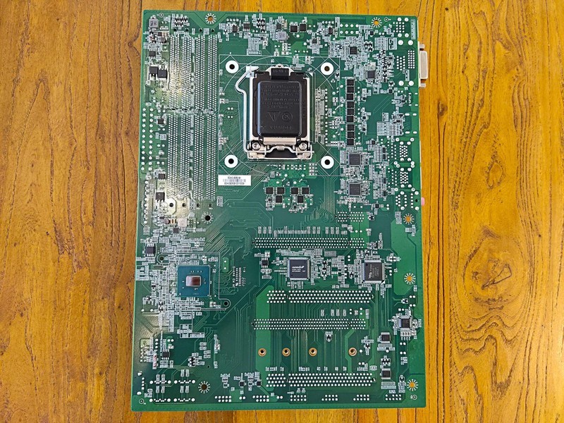 益德CPU反装双极主板，超乎你的想象力来挑战极限 I 视频