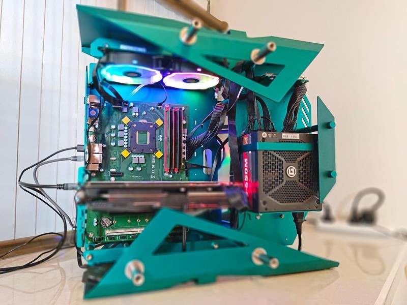 益德CPU反装双极主板，超乎你的想象力来挑战极限 I 视频