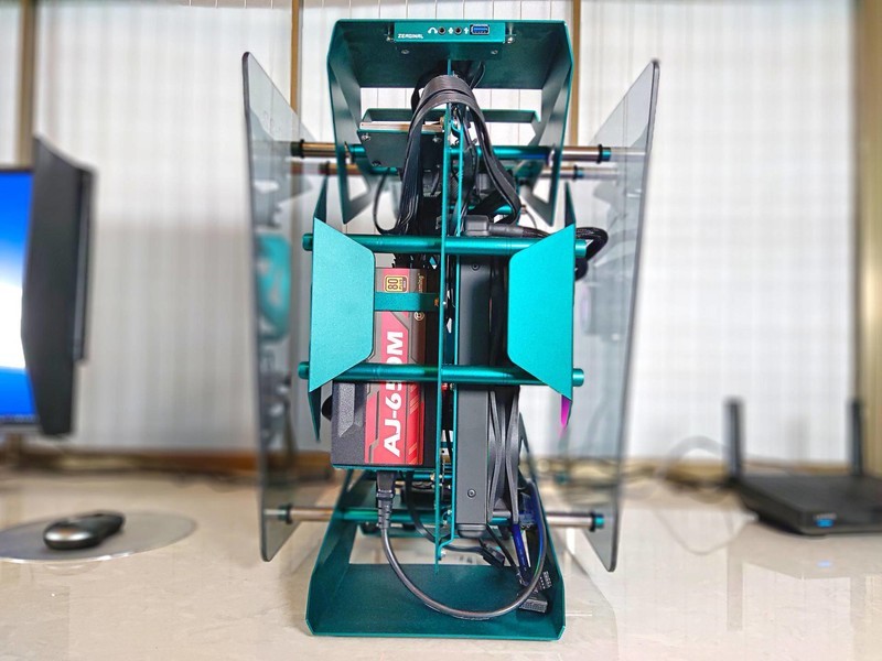 益德CPU反装双极主板，超乎你的想象力来挑战极限 I 视频