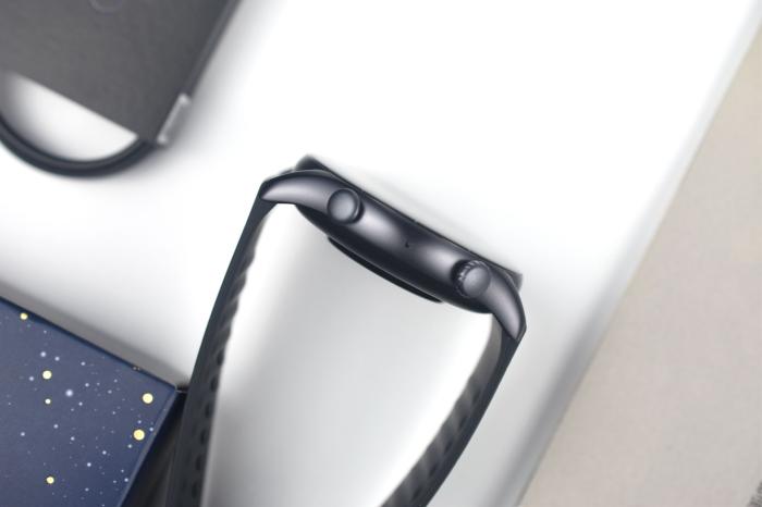 用实力说话！Amazfit 跃我 GTR3评测，百元价位这表买了真不亏